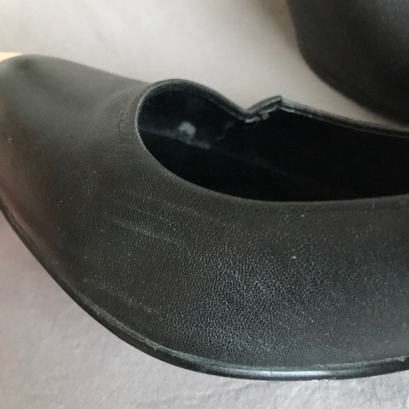 Eddie Bauer leather pump heel - Picture 5 of 7